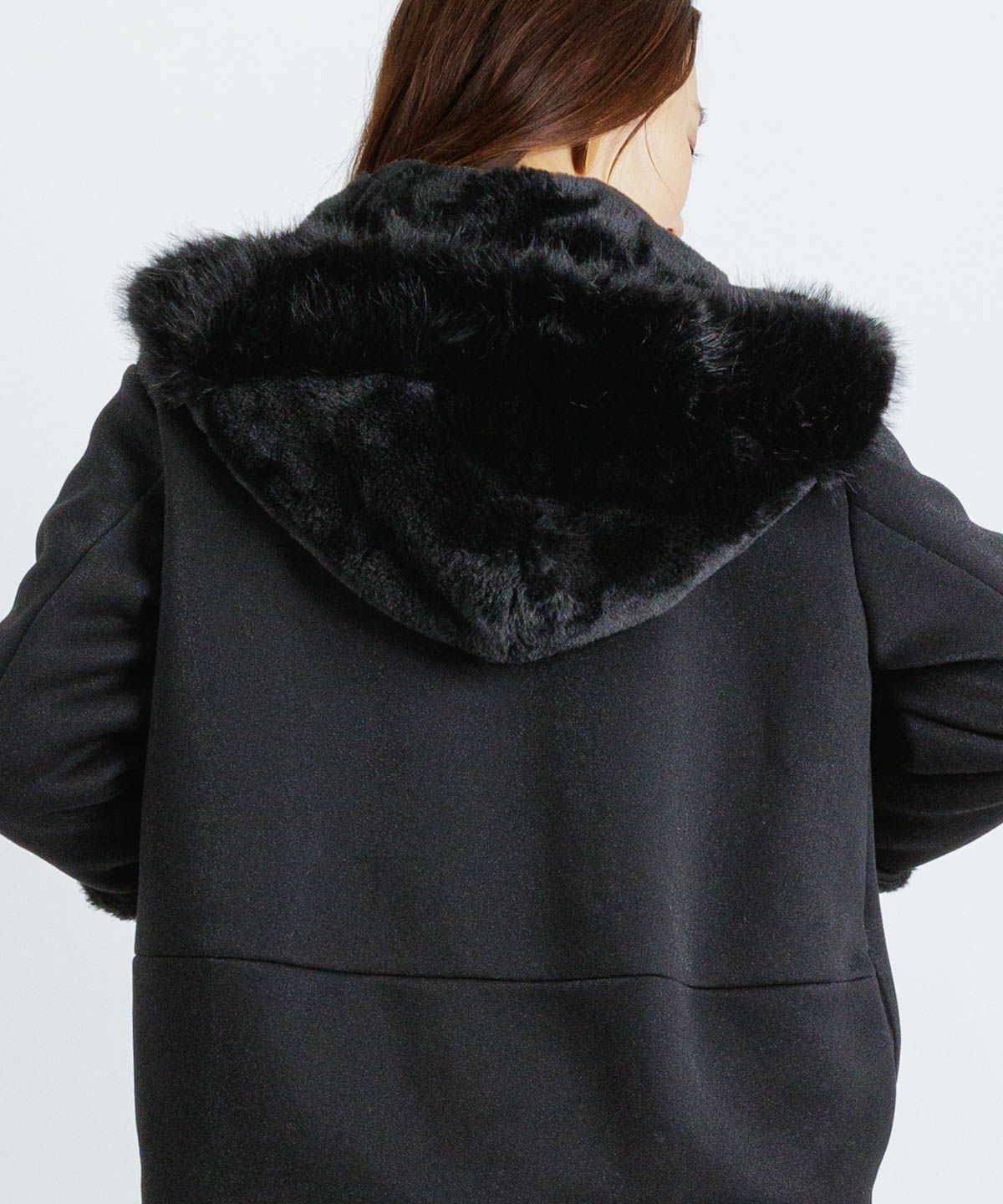 モデル着用画像(ブラック)