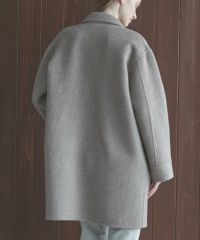 モデル着用画像（ブラウン）