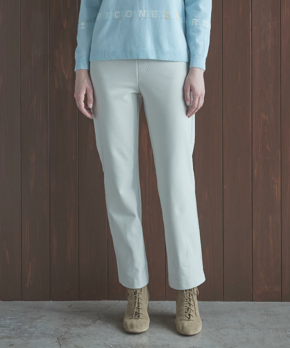 モデル着用画像(ライトグレー)