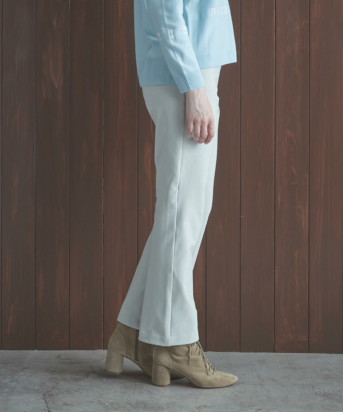 モデル着用画像(ライトグレー)