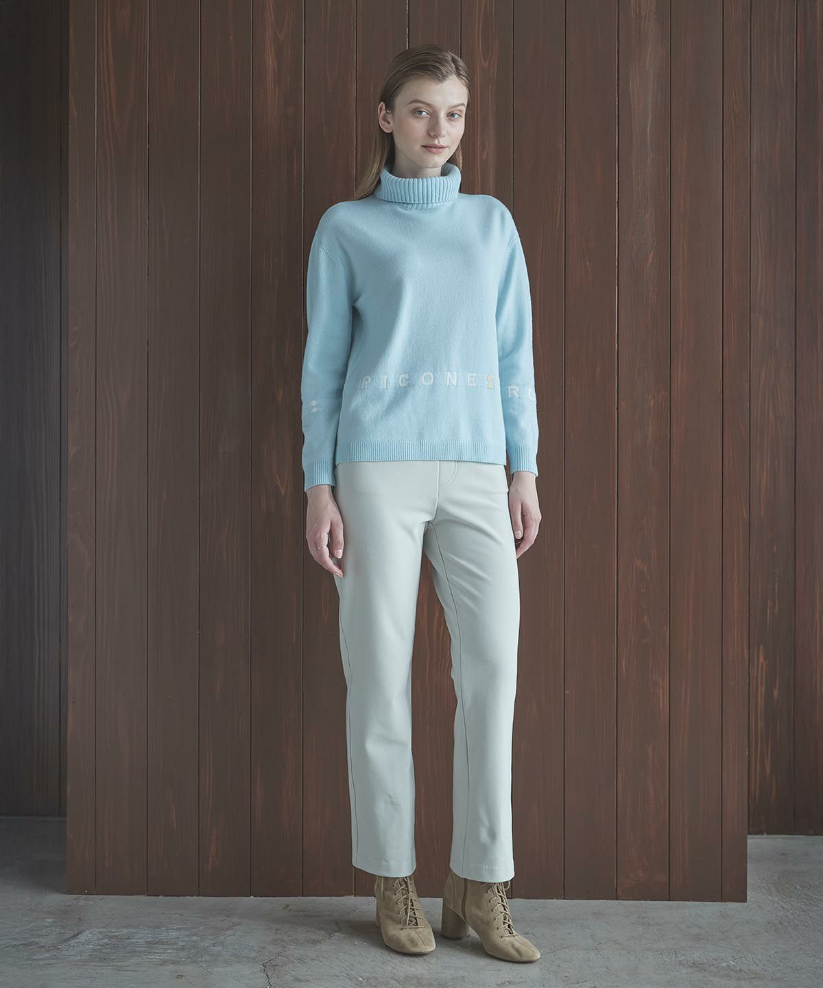 モデル着用画像(ライトグレー)