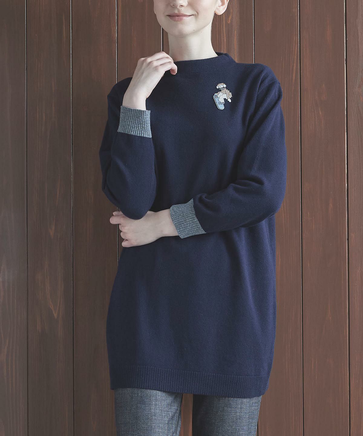 モデル着用画像（ネイビー）