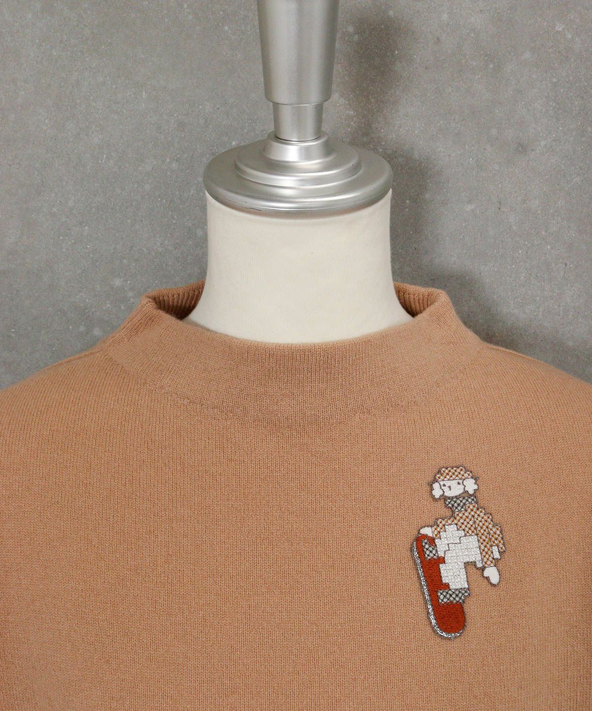 首元部分（キャメル）