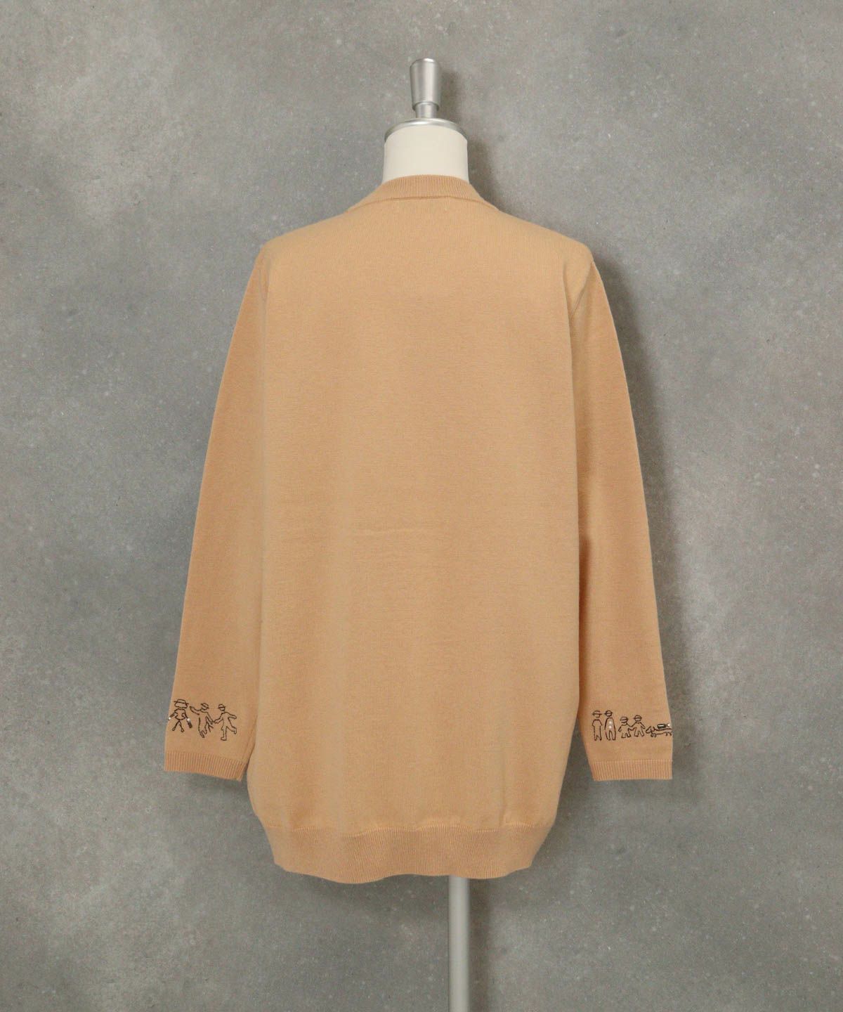 ウール混袖口刺繍ニット後ライトオレンジ）