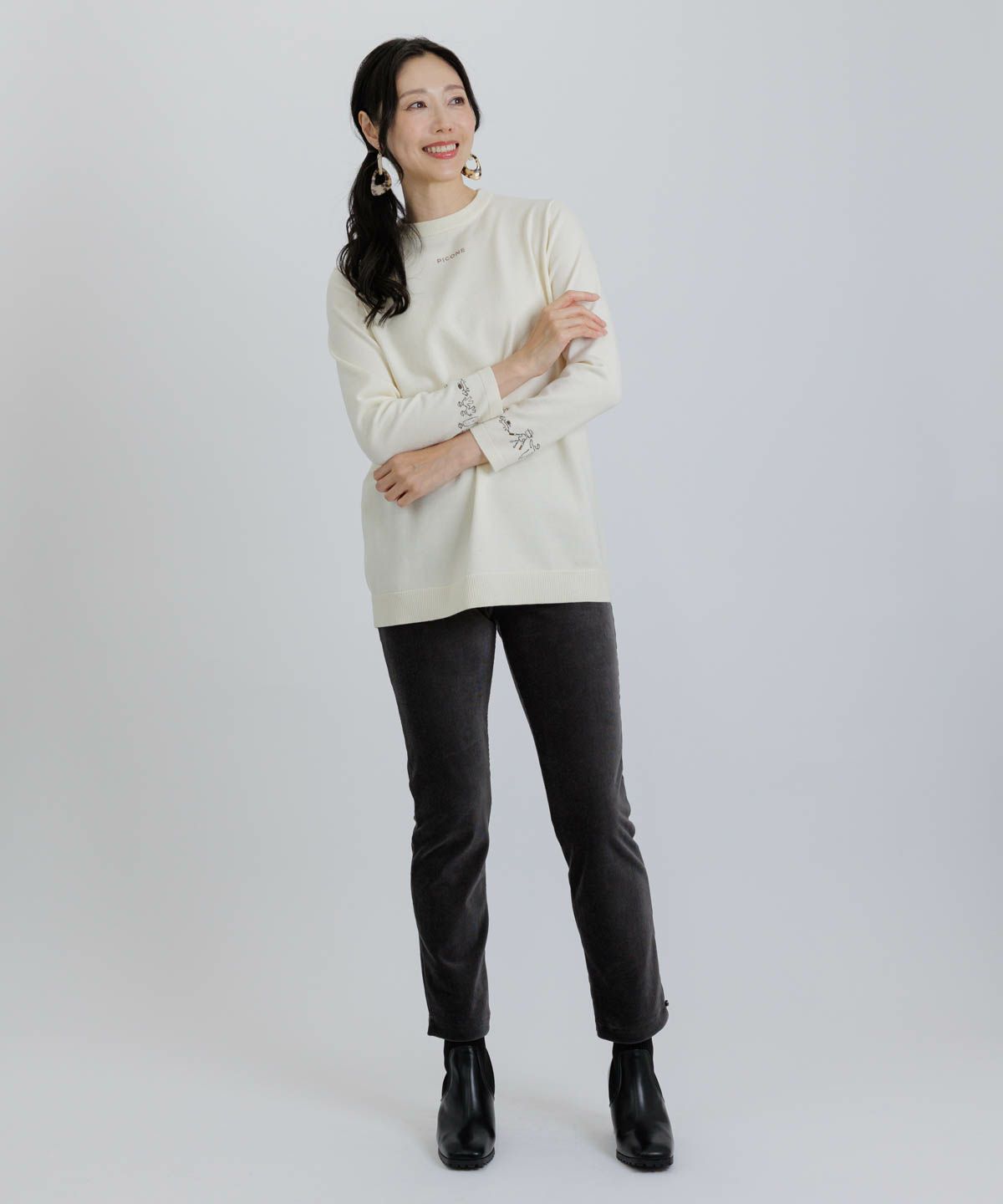 モデル着用画像（ホワイト）