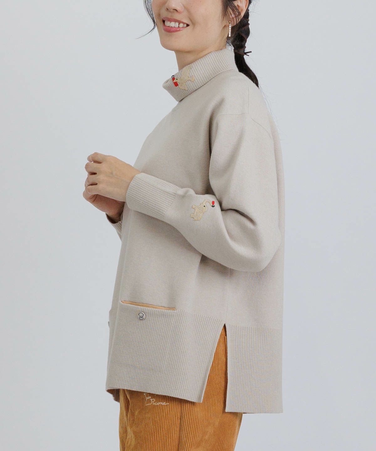 モデル着用画像（ベージュ）