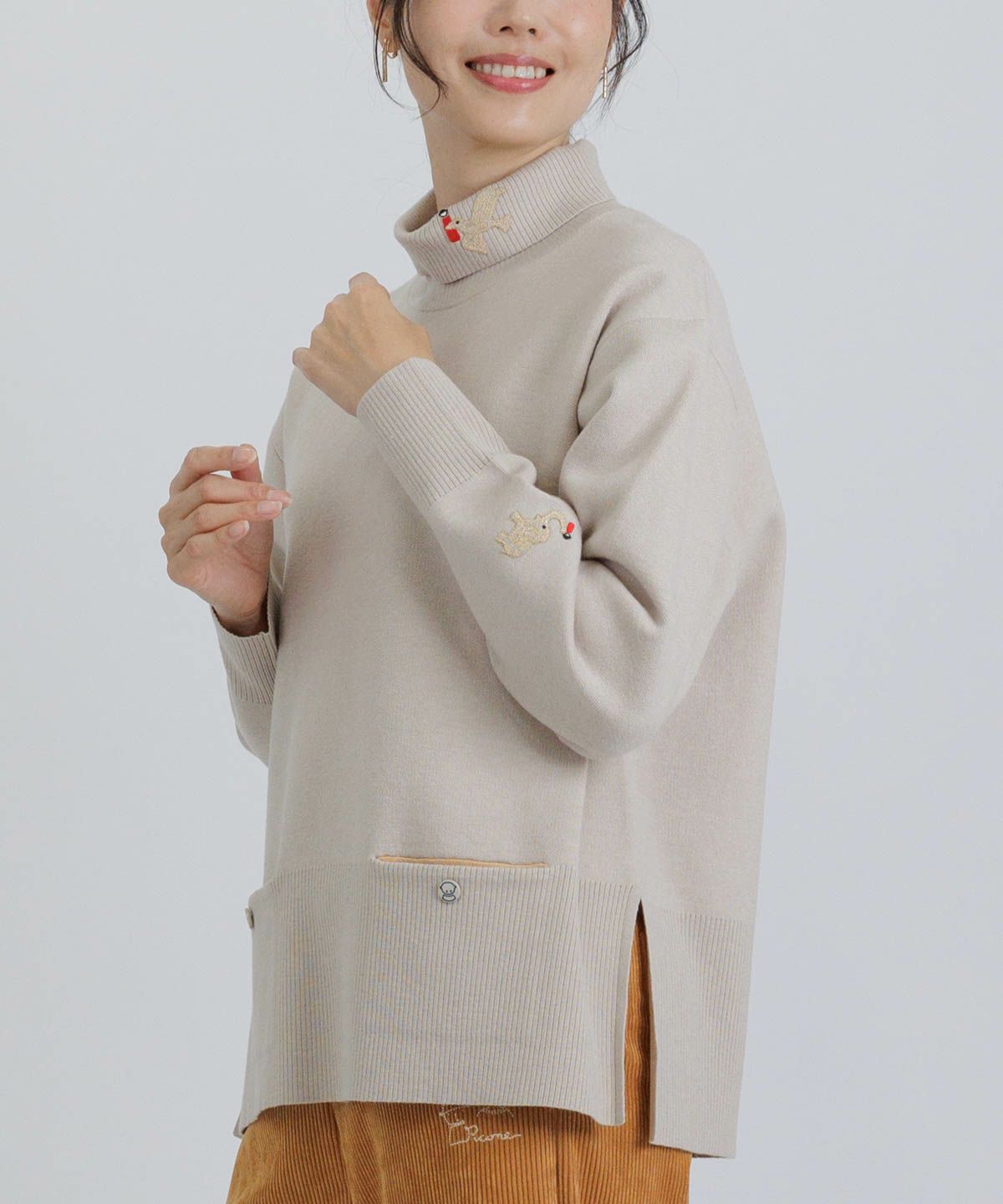 モデル着用画像（ベージュ）