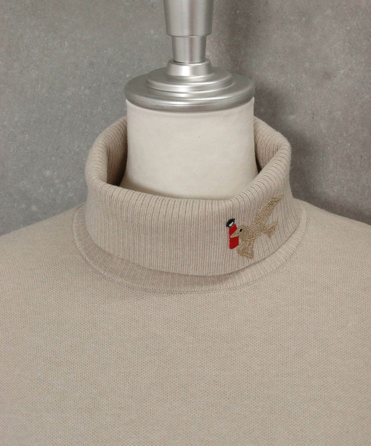 首元部分（ベージュ）