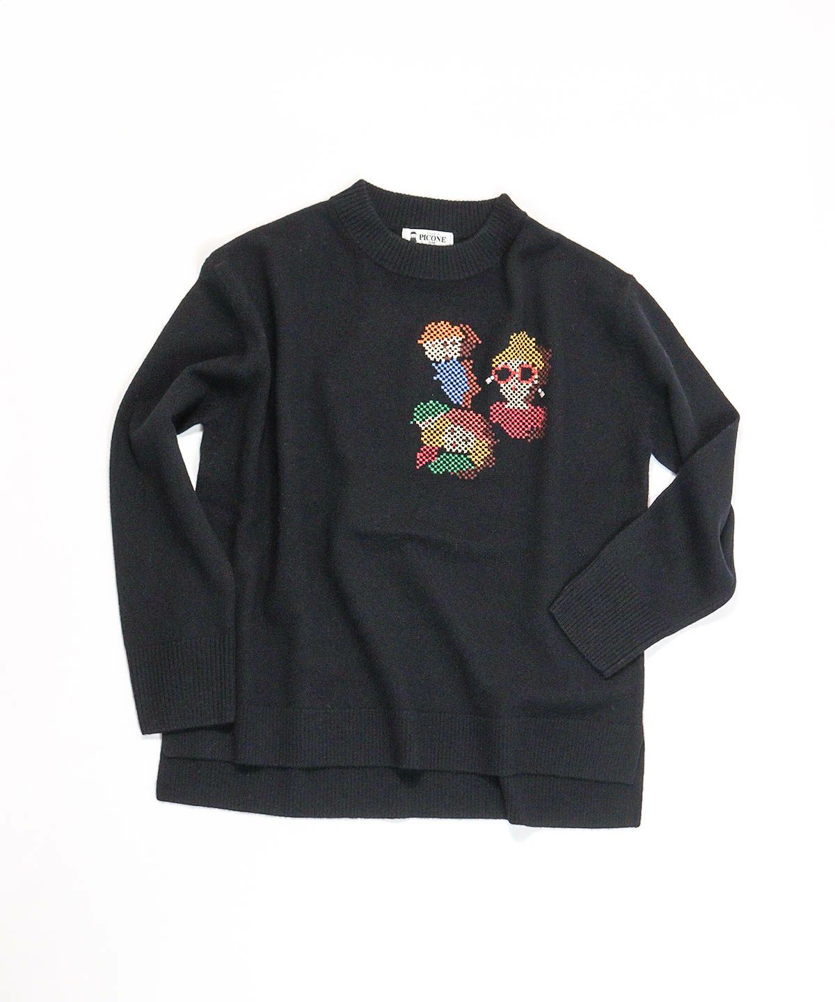 ウール100％ピクセル刺繍ニット（ブラック）