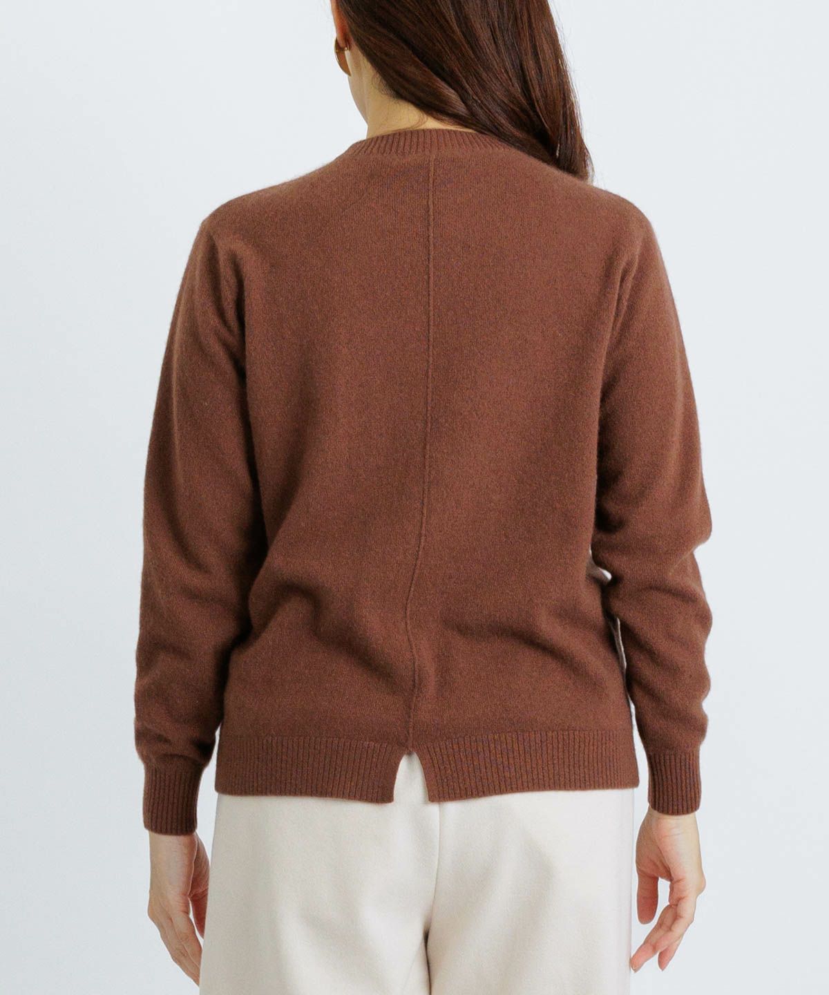 モデル着用画像（ブラウン）