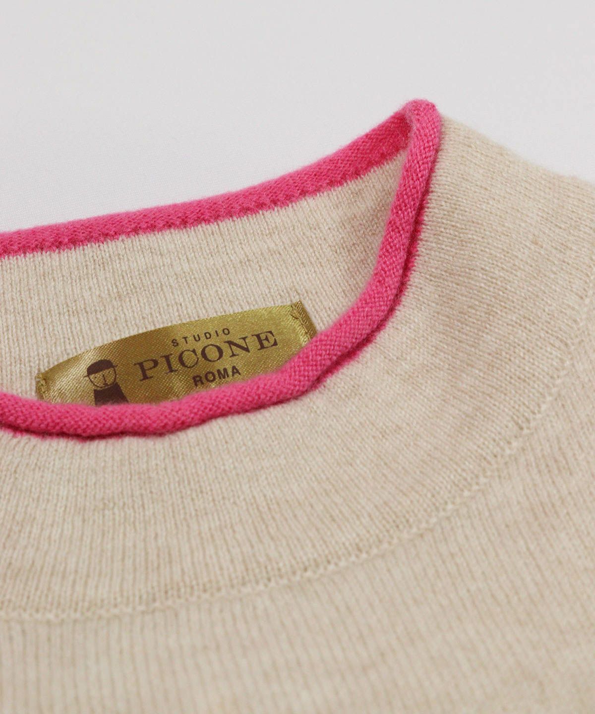 首元(ベージュ)