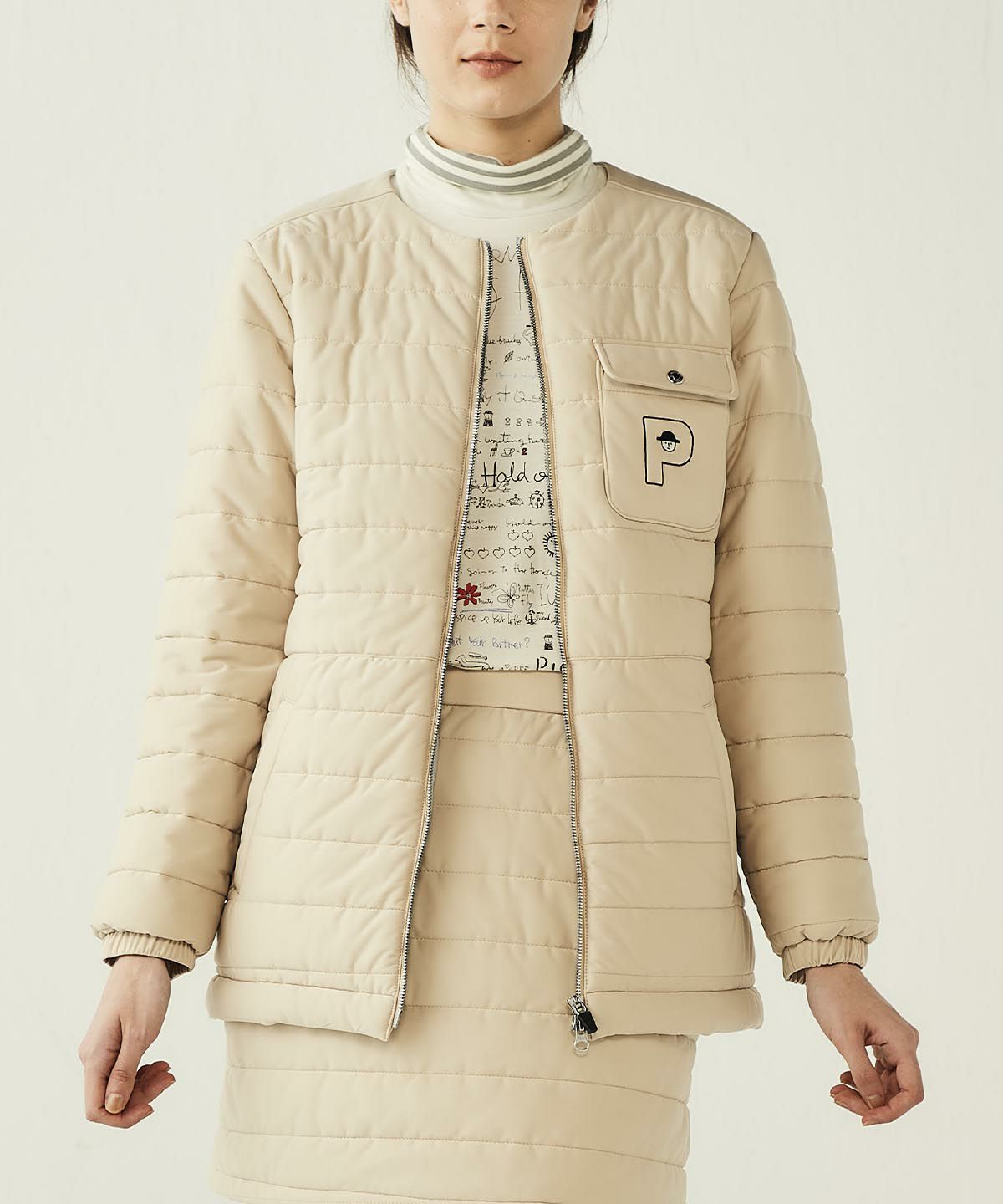 モデル着用画像（ベージュ）