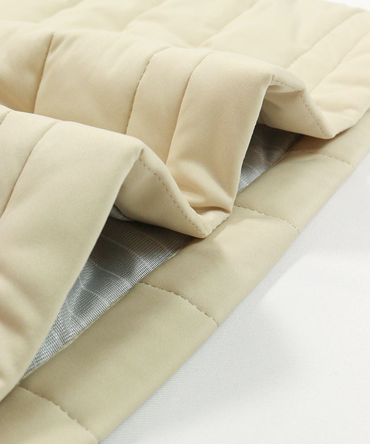 生地感(ベージュ)