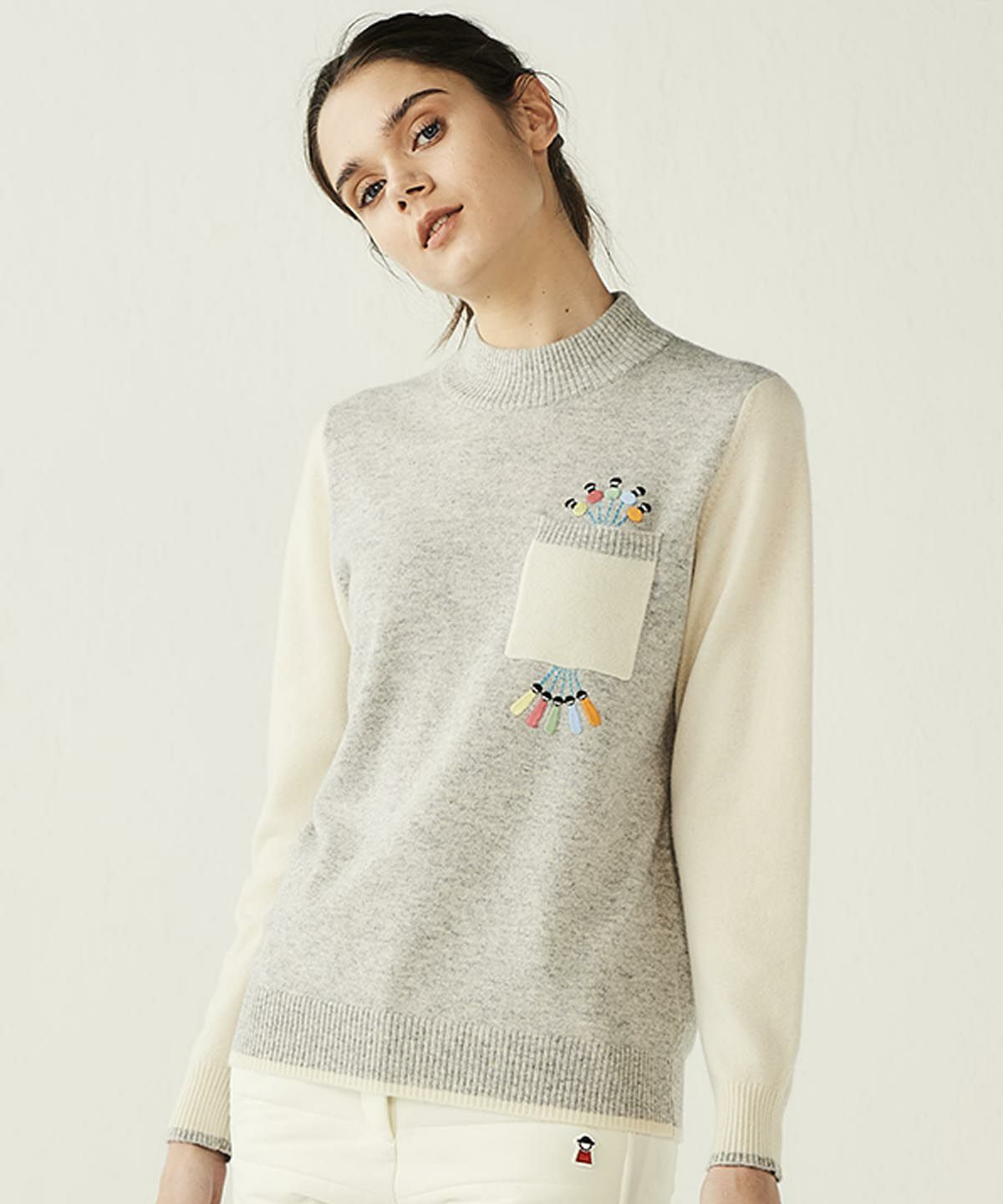 モデル着用画像（ライトグレー）