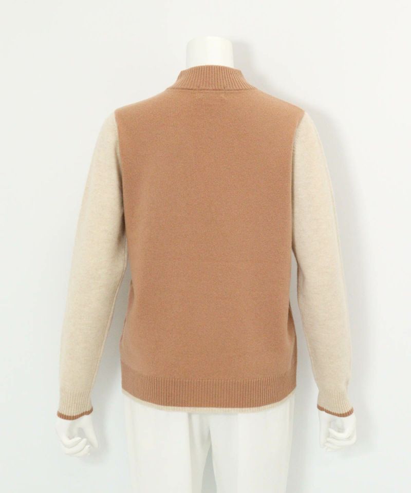 カシミヤ100％配色ニット後（ベージュ）