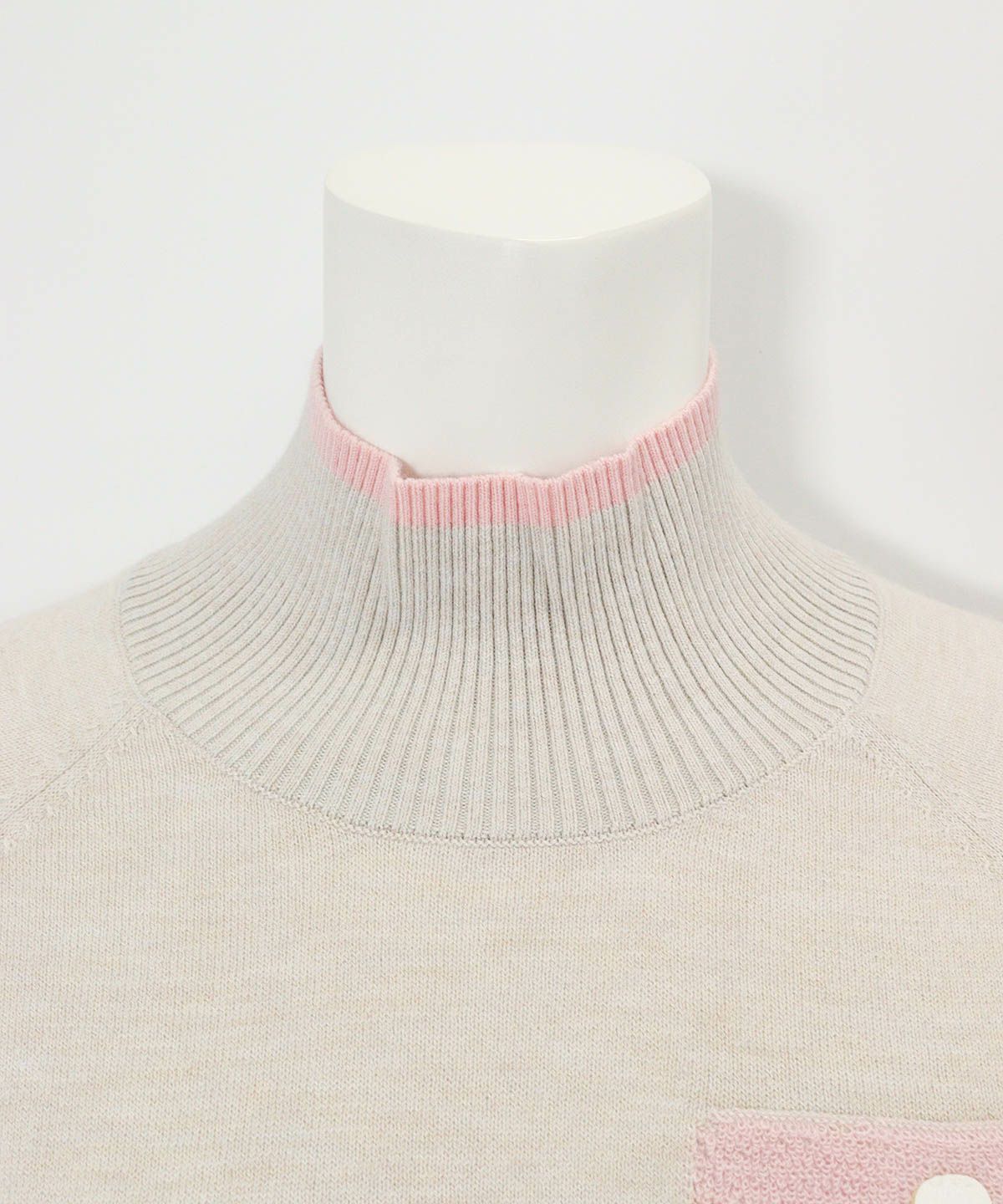 襟部分（ライトグレー）