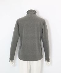 手描き風イラスト発熱素材プルオーバー(グレー)後ろ