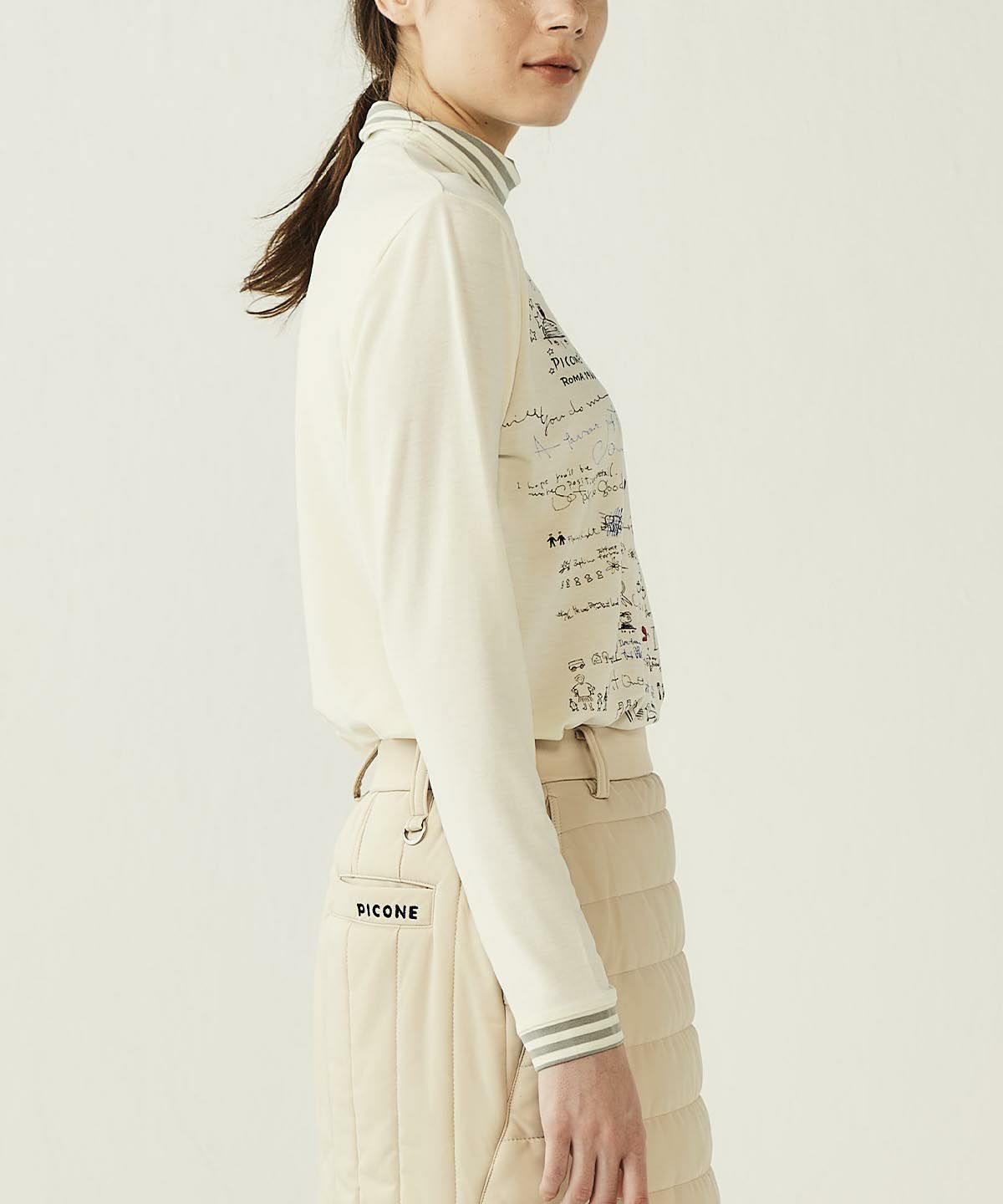 モデル着用画像(ホワイト)