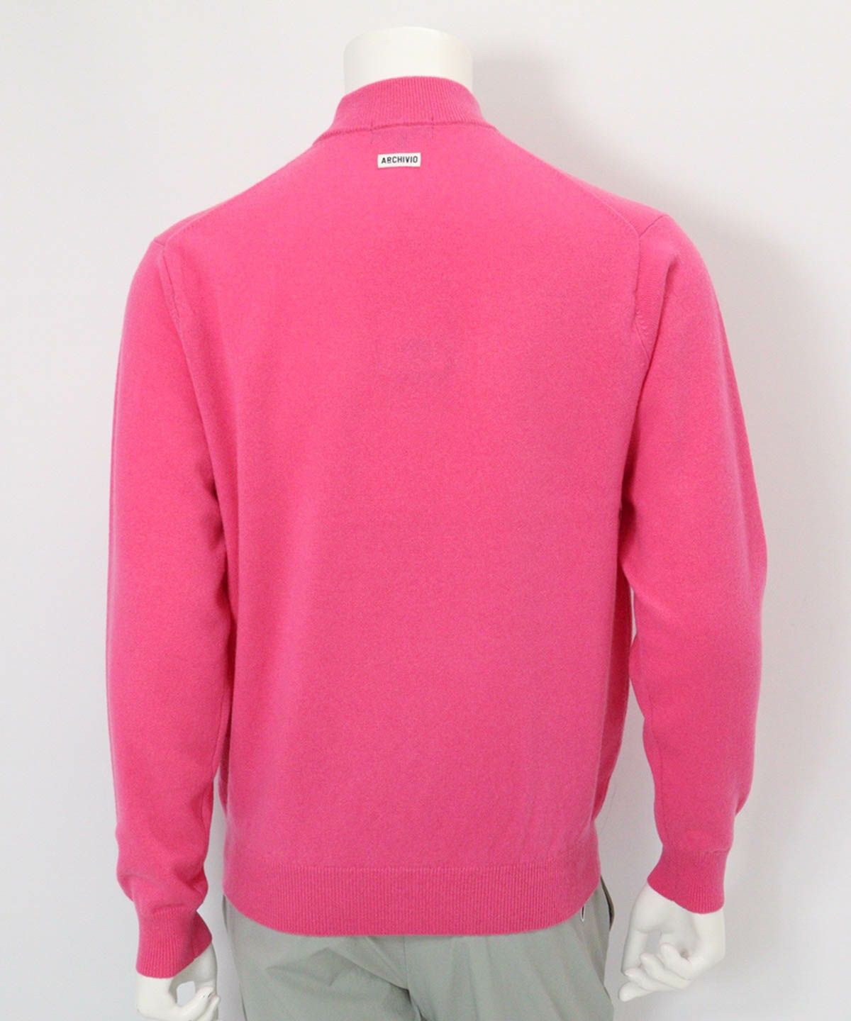 【メンズ】カシミヤ100％ロゴポケットニット(ピンク)後ろ