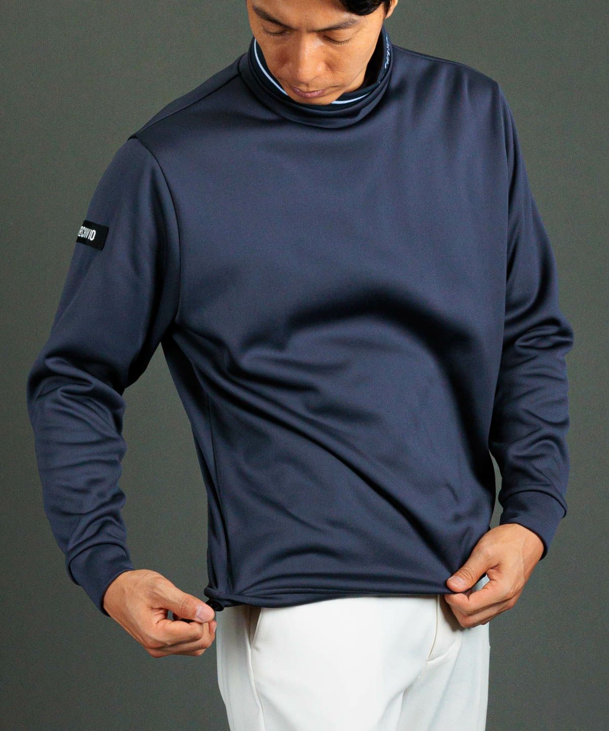 モデル着用画像（グレー）