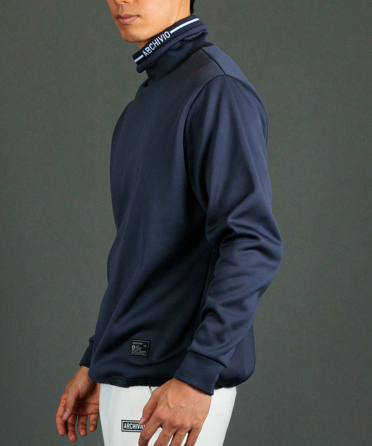 モデル着用画像（グレー）