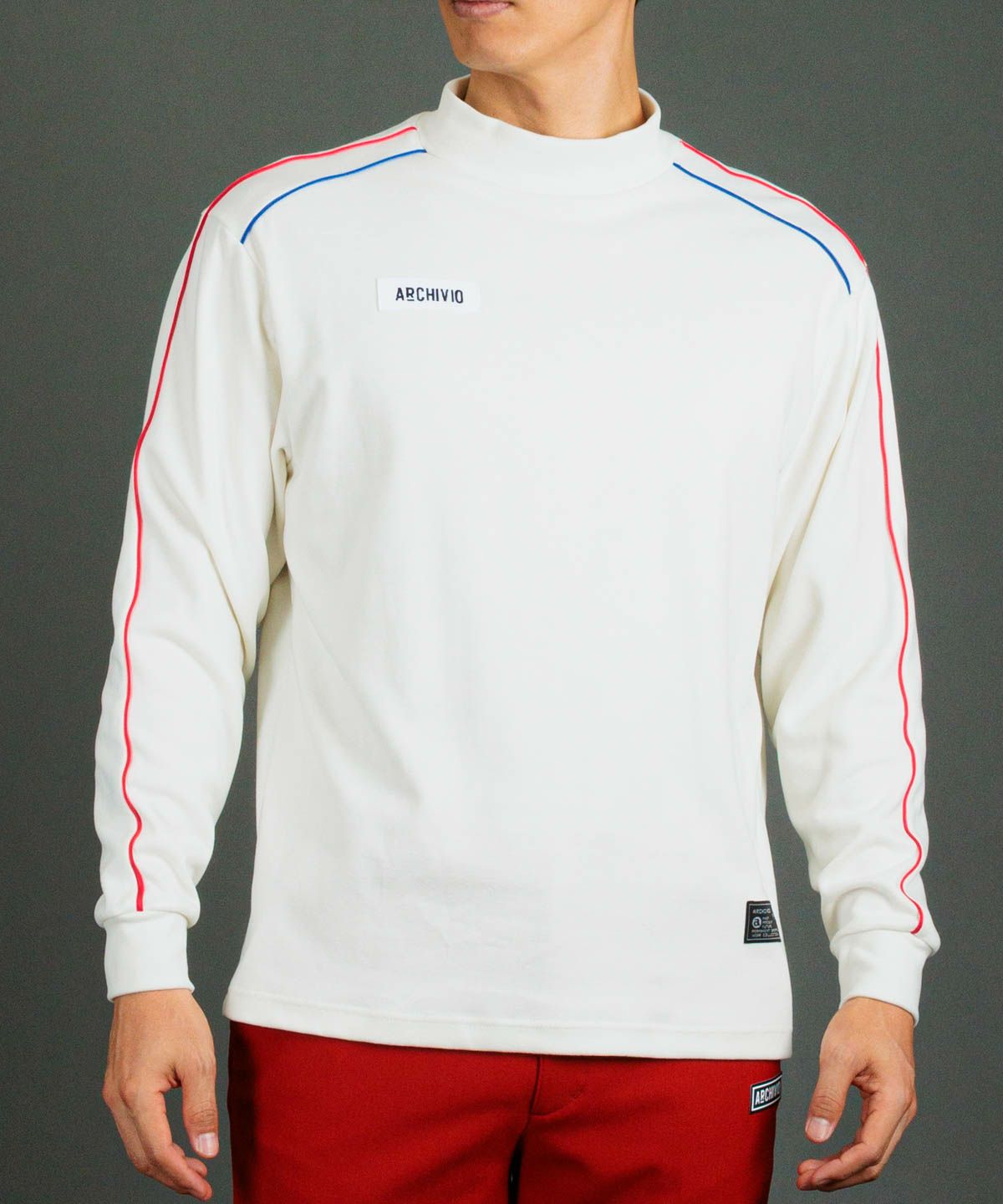 モデル着用画像（ホワイト）