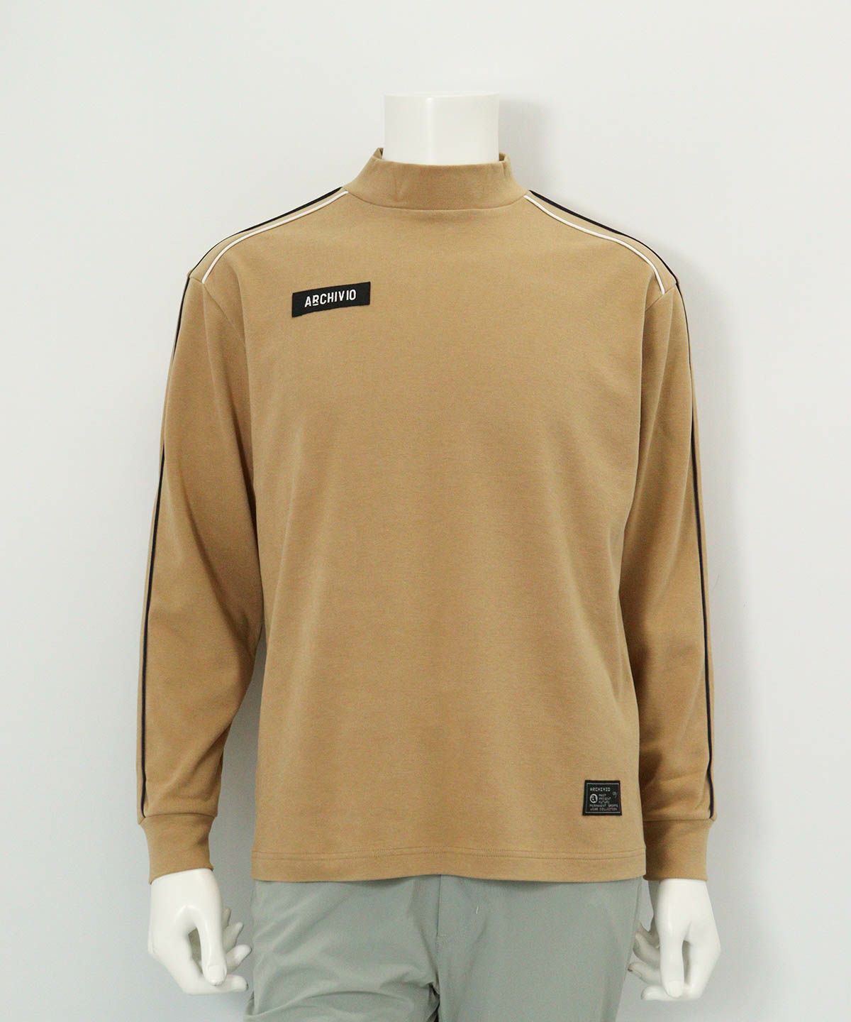 【メンズ】パイピングライン起毛プルオーバー(ベージュ)前