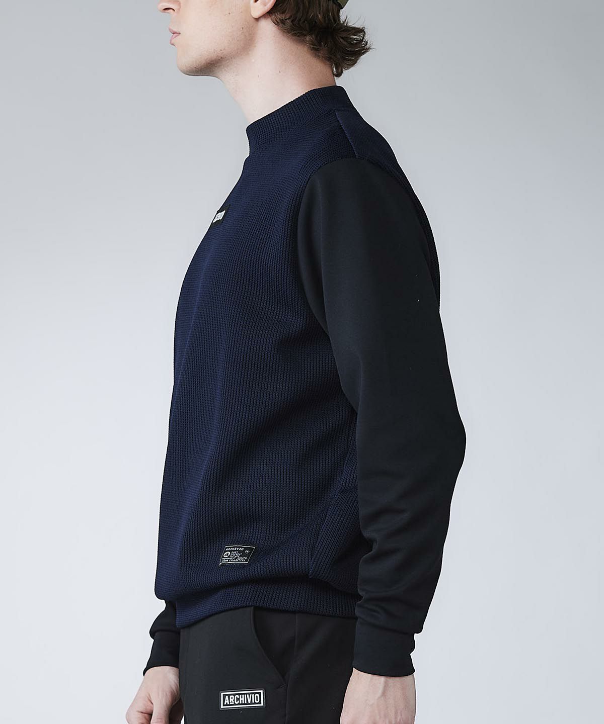 モデル着用画像(ネイビー)