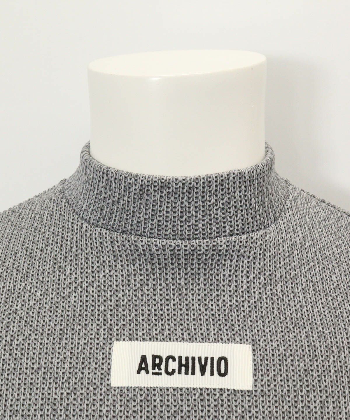 首元(ライトグレー)