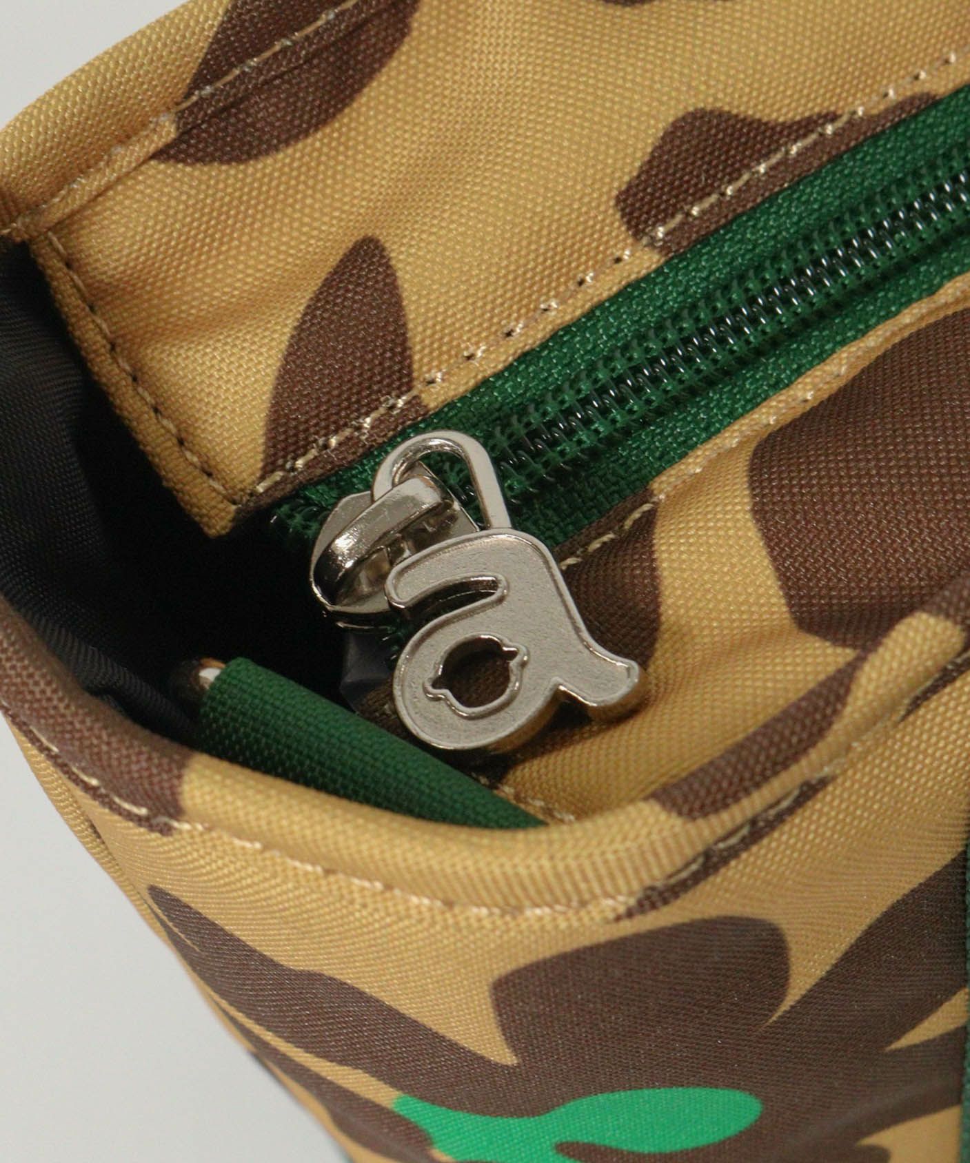 ファスナー部分(ベージュ)