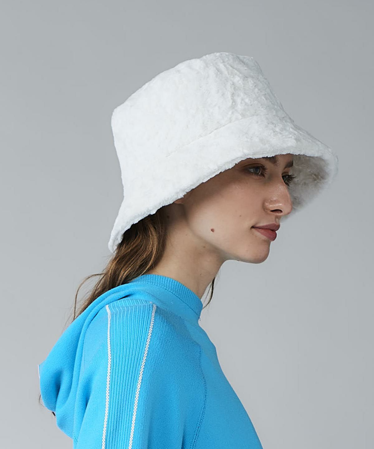 モデル着用画像(ホワイト)