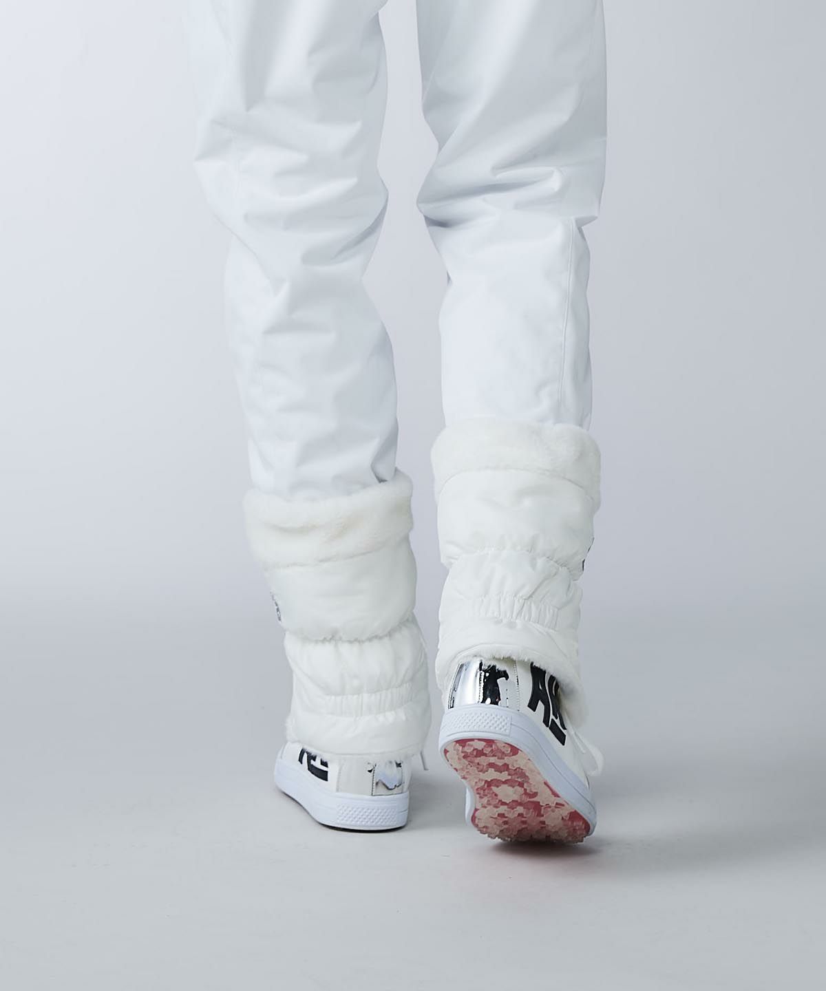 モデル着用画像（ホワイト）