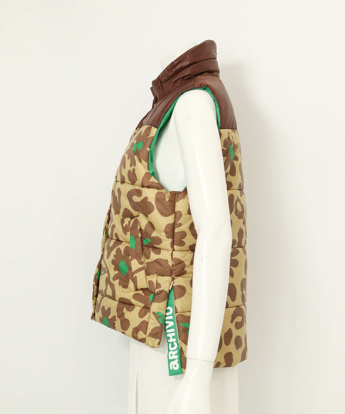 中綿サイドロゴベスト(レオパード)横