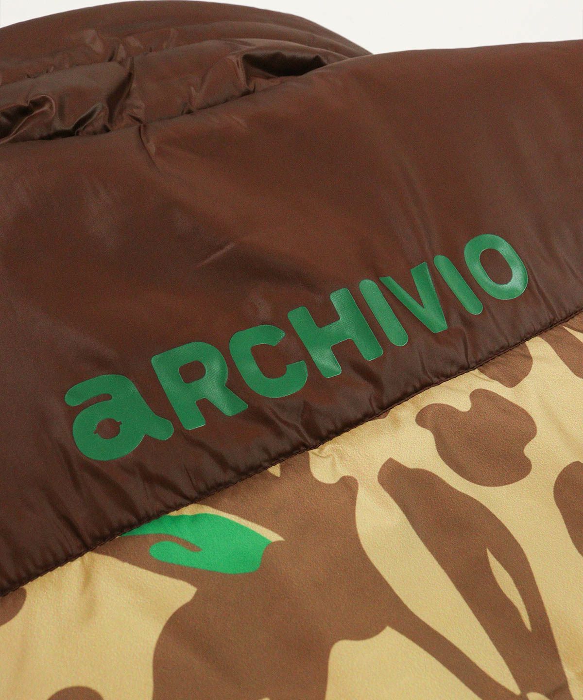 背中側ロゴ(レオパード)