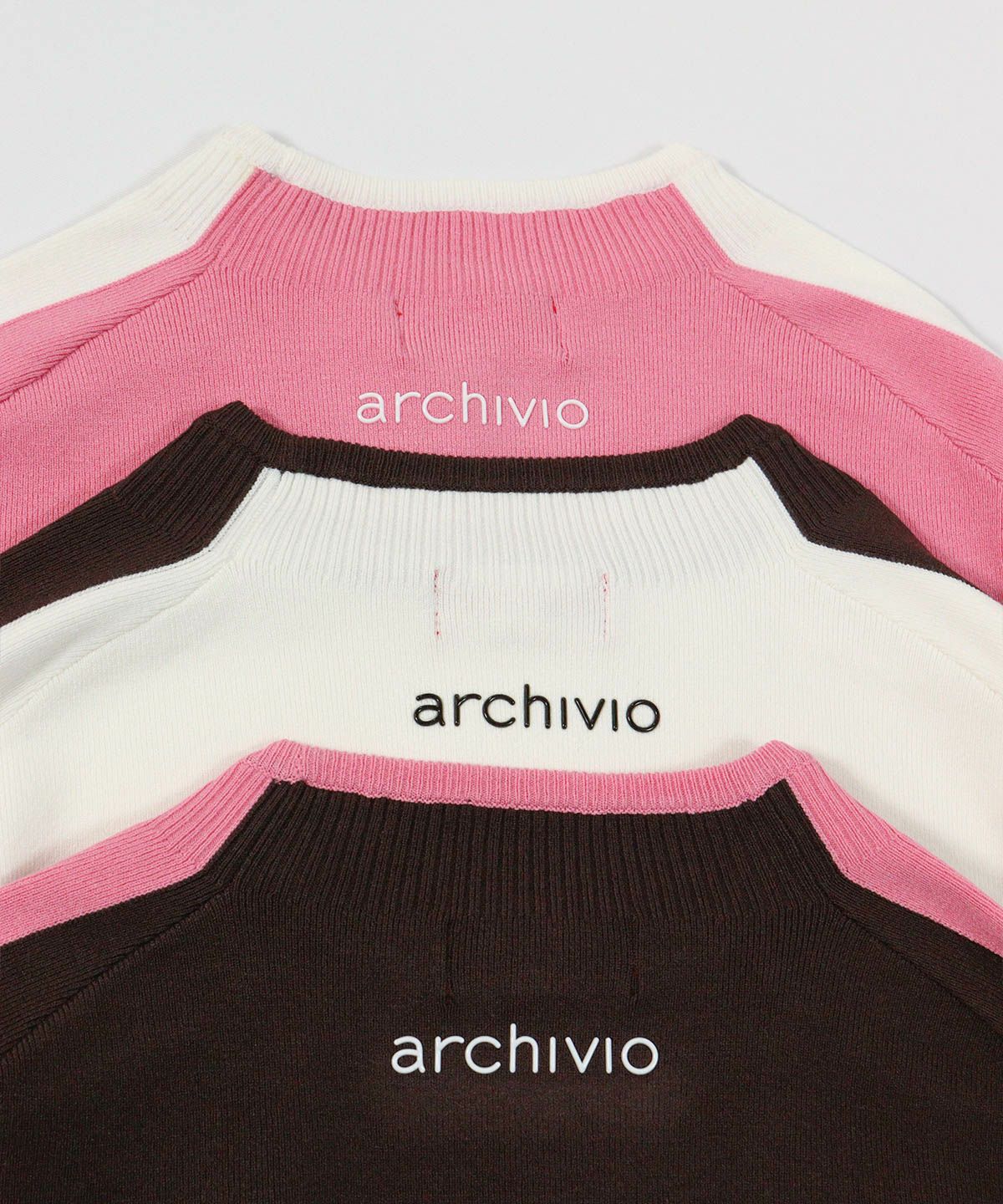 後ろロゴアップ