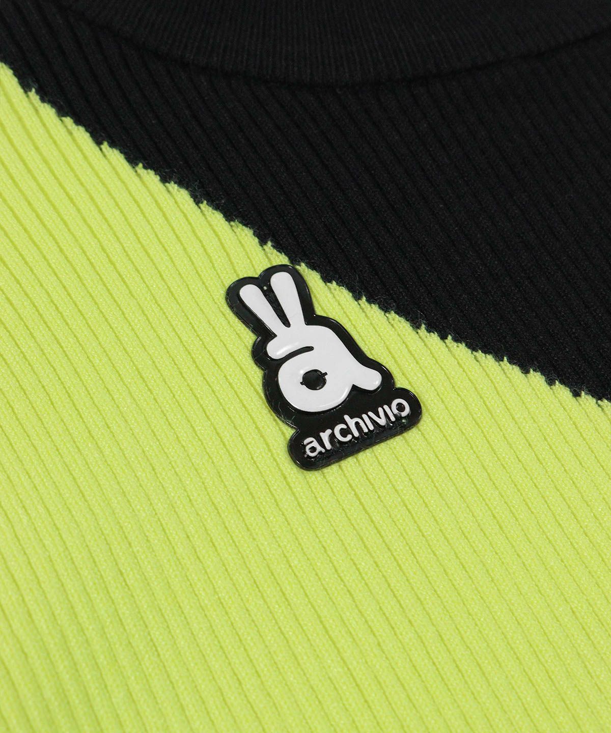 ロゴ部分（イエロー）