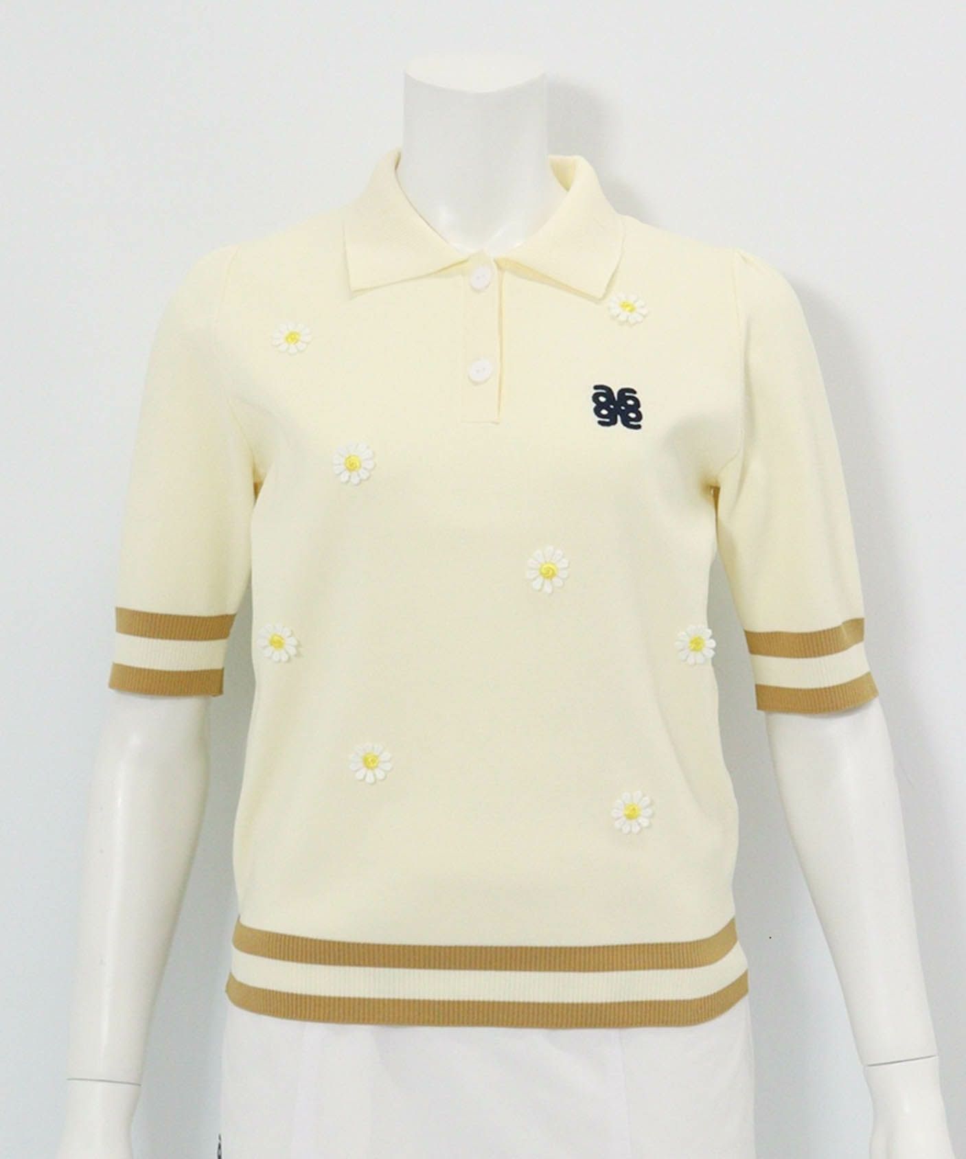 マーガレットニットポロシャツ(アイボリー)前