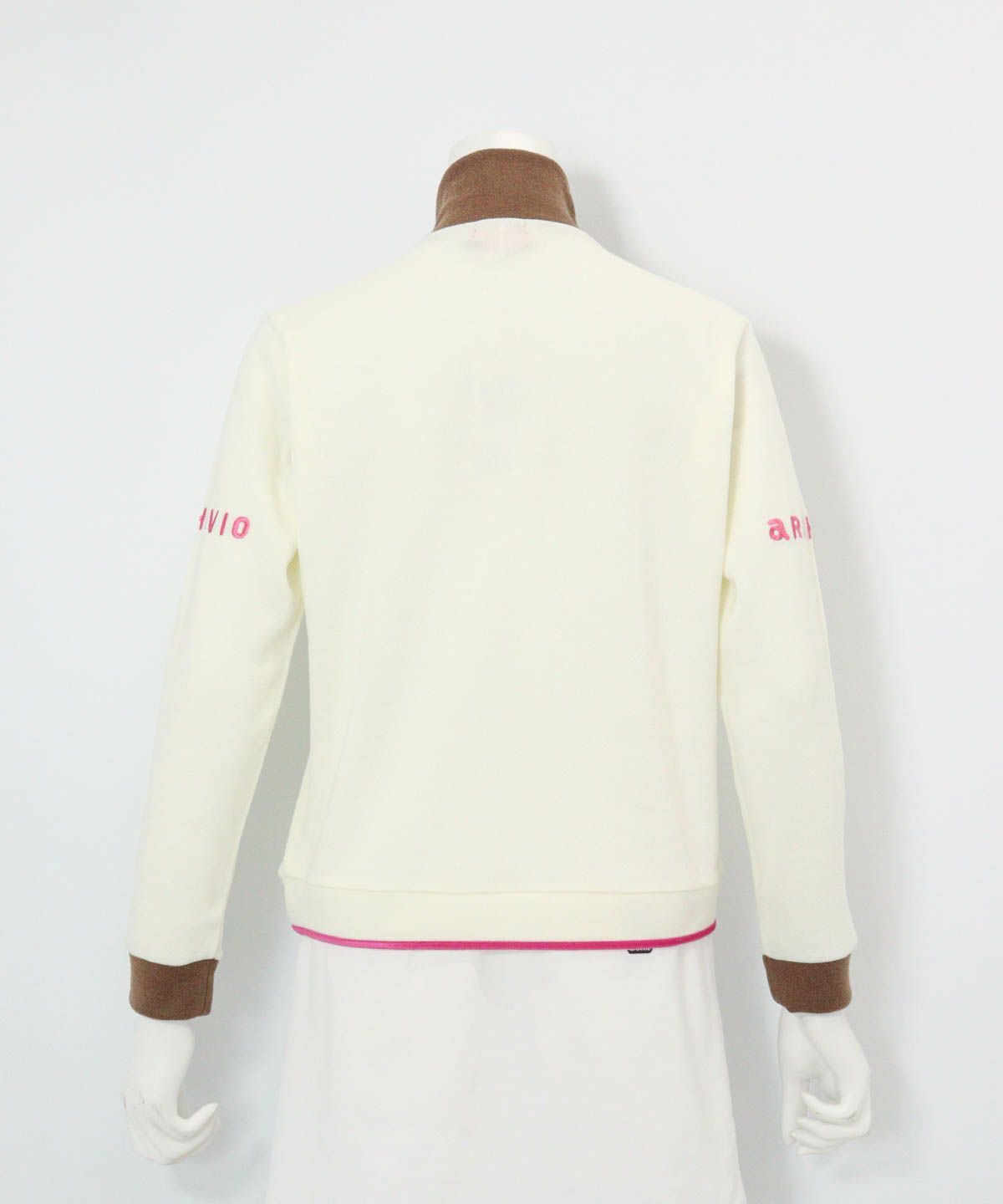 フロントラインニットソー(ホワイト×ブラウン)後ろ