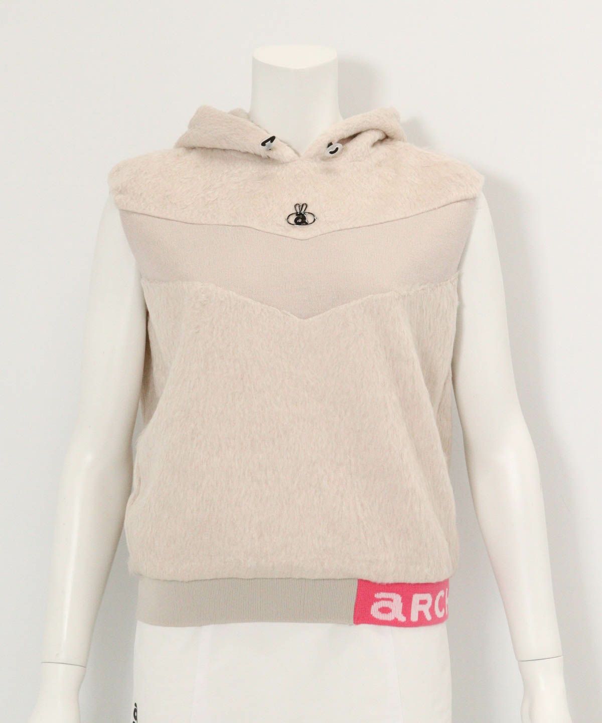 フード付きシャギーベスト(ベージュ)前