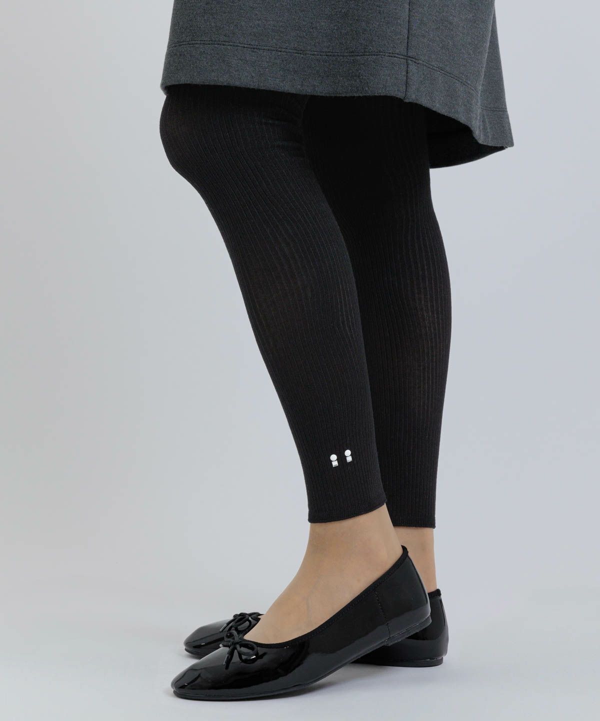 モデル着用画像（ブラック）