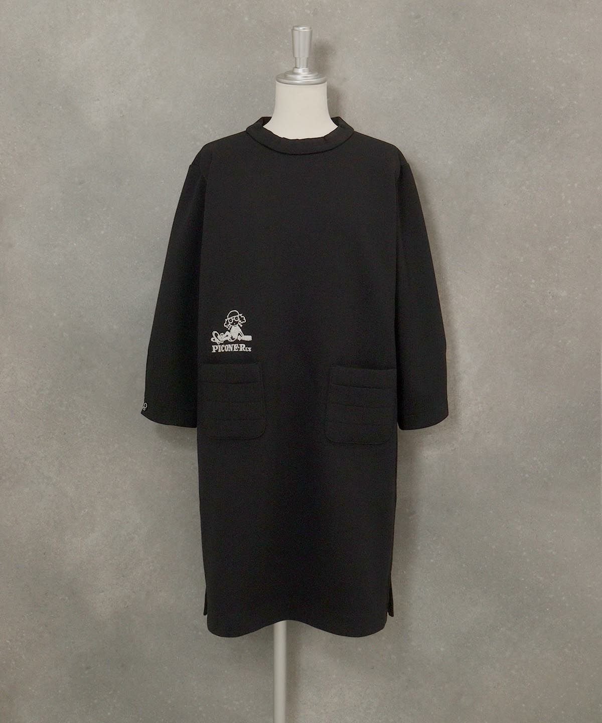 キルトポケット七分袖ワンピース(ブラック)前