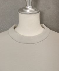 首元(ライトグレー)