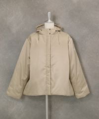 フード付き撥水中綿ジャケット（ベージュ）