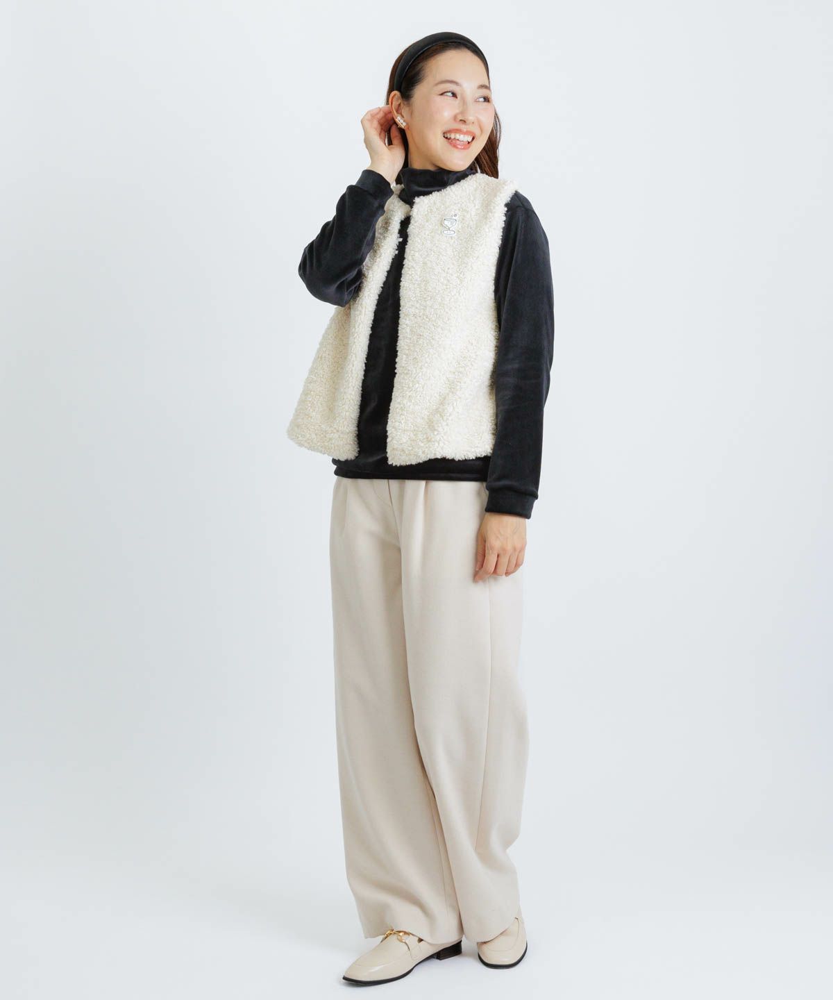 モデル着用画像（ベージュ）