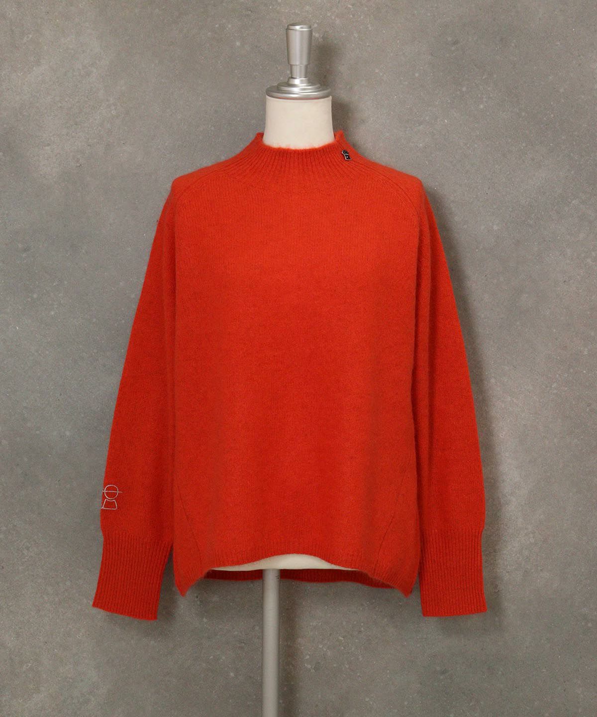 ヤク100％ハイネックニット（オレンジ）