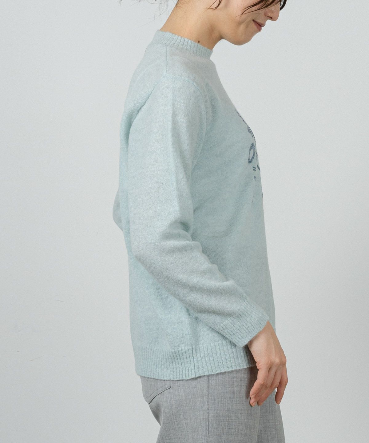 モデル着用画像（ライトブルー）