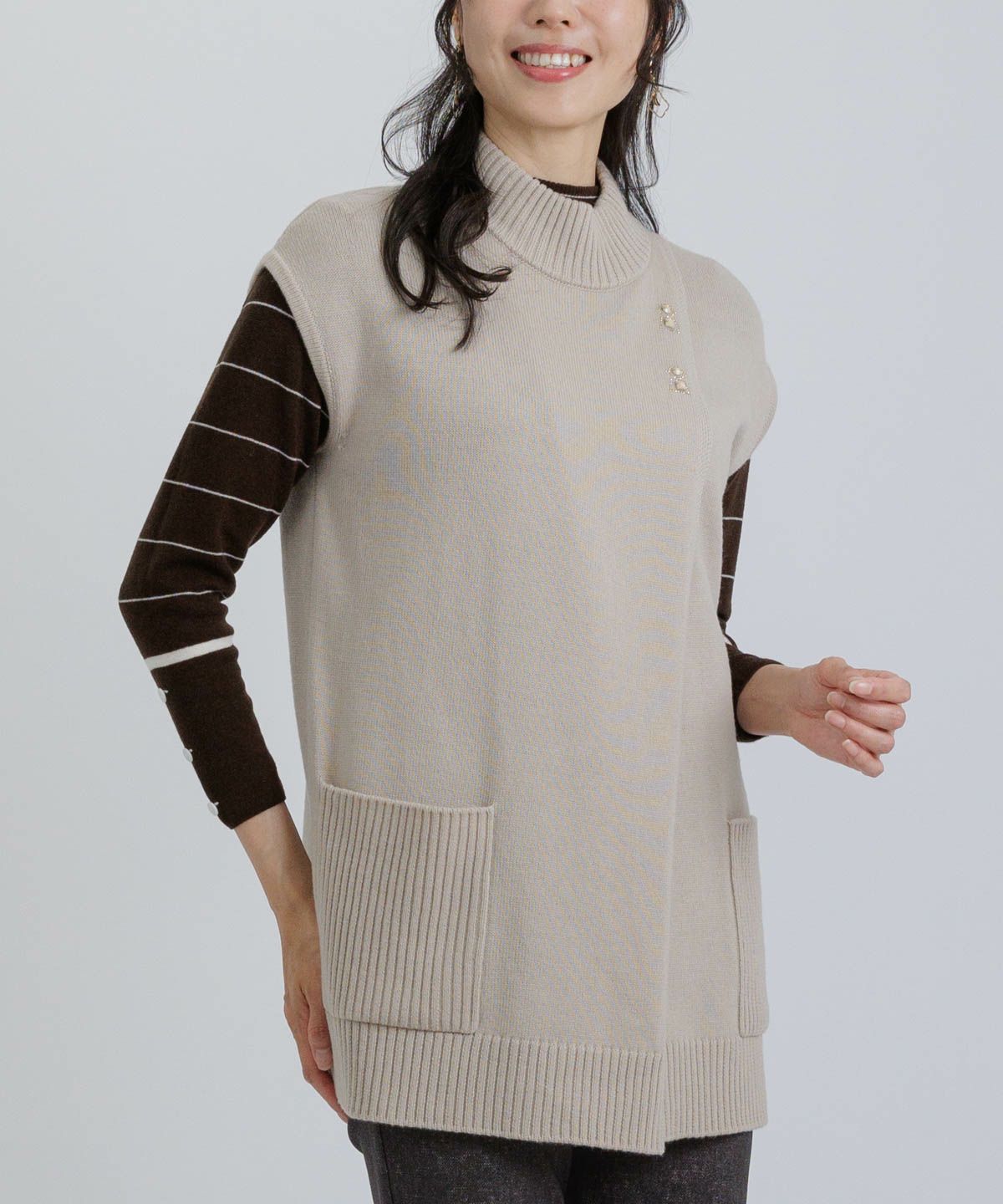 モデル着用画像（ベージュ）