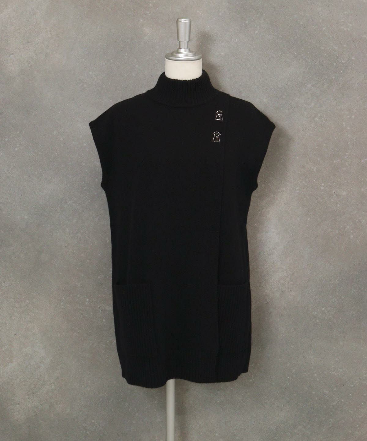 ウール100％チュニック丈ニットベスト（ブラック）