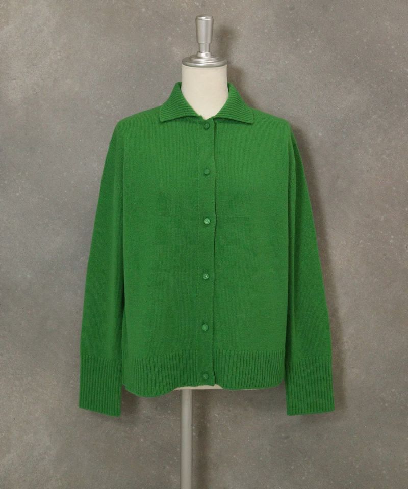 ウール100％袖刺繍ニットカーディガン（グリーン）
