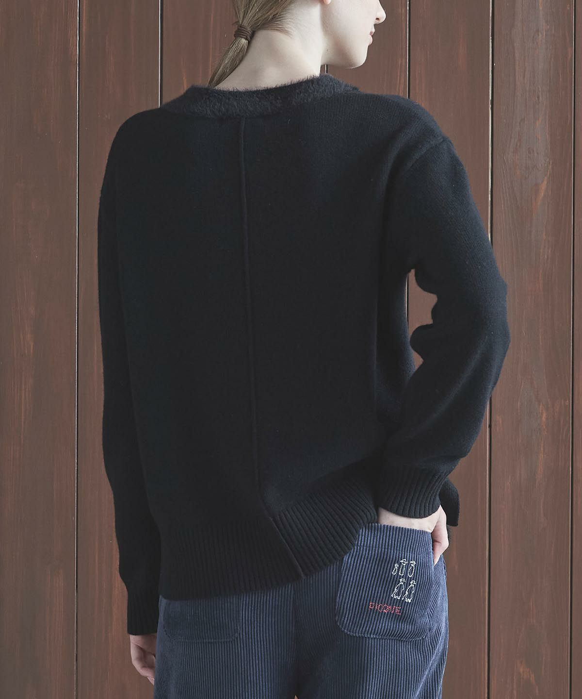 モデル着用画像（ブラック）